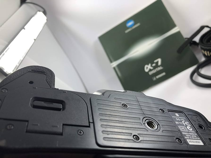 ミノルタ α-7 DIGITAL＋SAL18-55 動作好調 新品充電器付 ミノルタ α-7 DIGITAL＋SAL18-55 動作好調 新品充電器付 Yahoo