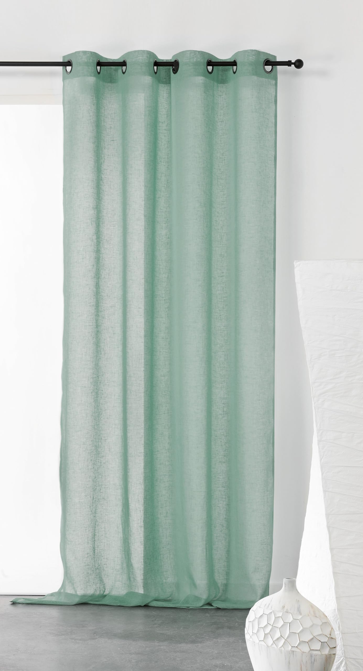 Linder Voilage Naturel en Polyester Lin Kaolin Coloris Vert d'eau Finition œillets Canon de Fusil en 150x240cm