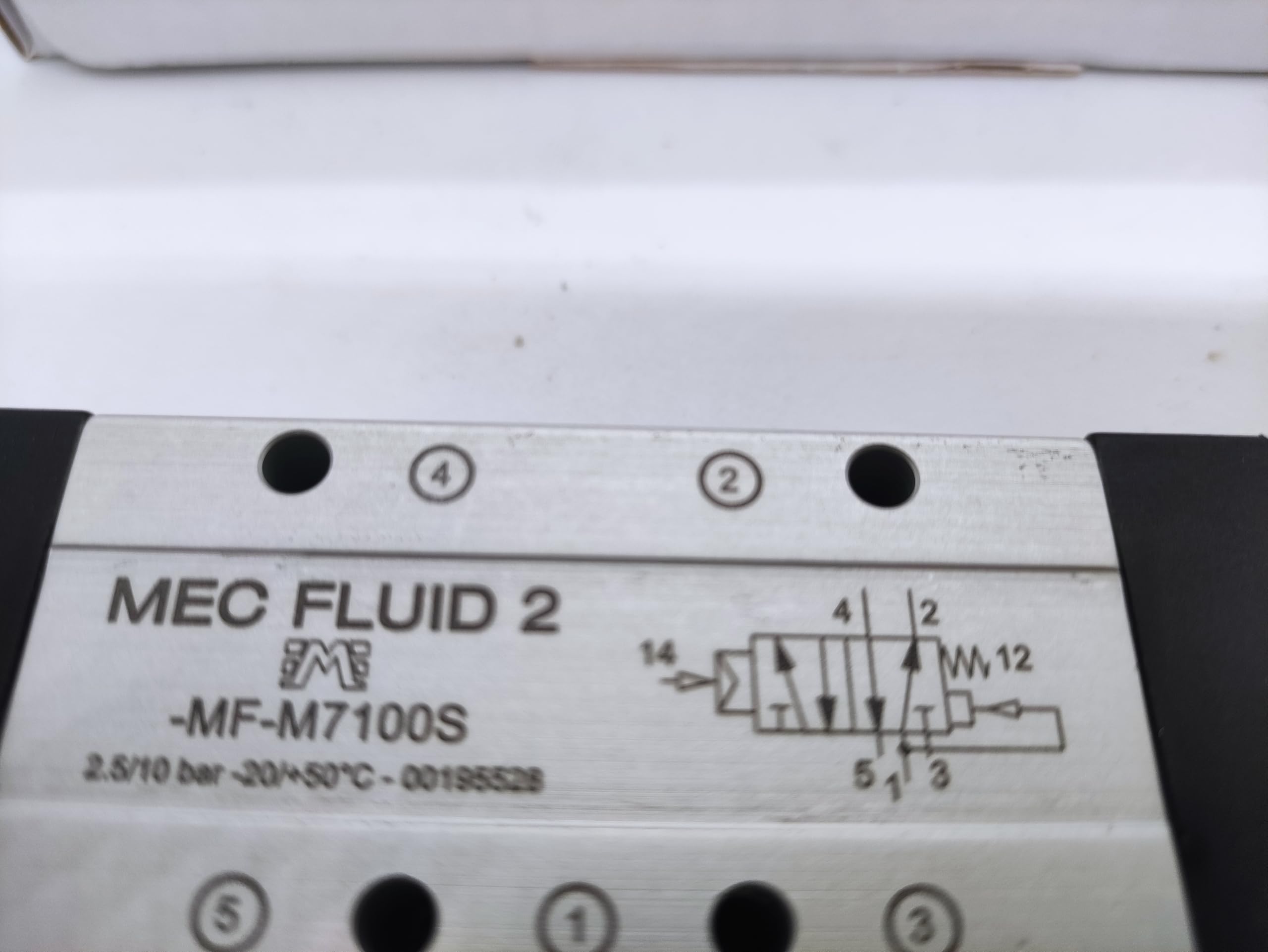 MF-M7100S Válvula neumática 5/2 G1/8" sustituye a Univer AC-7100