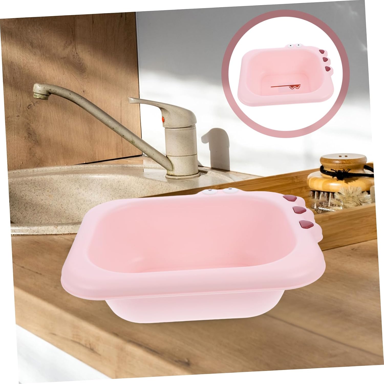 SECFOU Portable Washbasin for Newborns and Spacious PP Basin with Cute Cartoon Design and Practical Wash Basin for Household Bath Supplies Pink