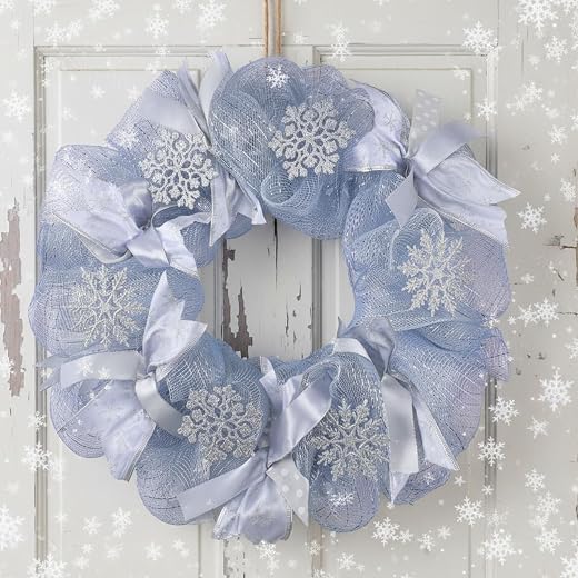 Decorative 16-Inch Snowflake Wreath