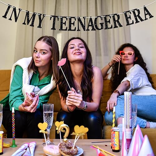 Miniatura 3 de Cartel de In My Teenager Era, oficialmente adolescenteHello 13, suministros de decoración de fiesta de feliz cumpleaños de 13, purpurina negra