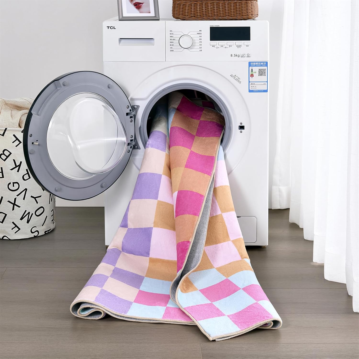 Multicolored Checkerboard Bedroom Rug Washable Ultra Thin Retro Funky Aesthetic Cute 4x6 Area Rugs for Living Room Nursery Kitchen Entryway Dorm, Pastel Colorful Checkered Geometric Carpet