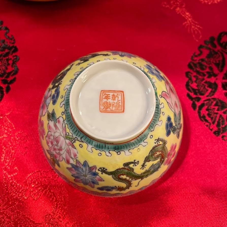 中国　景徳鎮　薄胎碗　中椀　蝶　花　白　薄胎磁　薄胎鉢　器　古い　器　透ける Amazon | 景徳鎮 薄胎磁 薄胎碗 茶杯 2点 | ノーブランド品