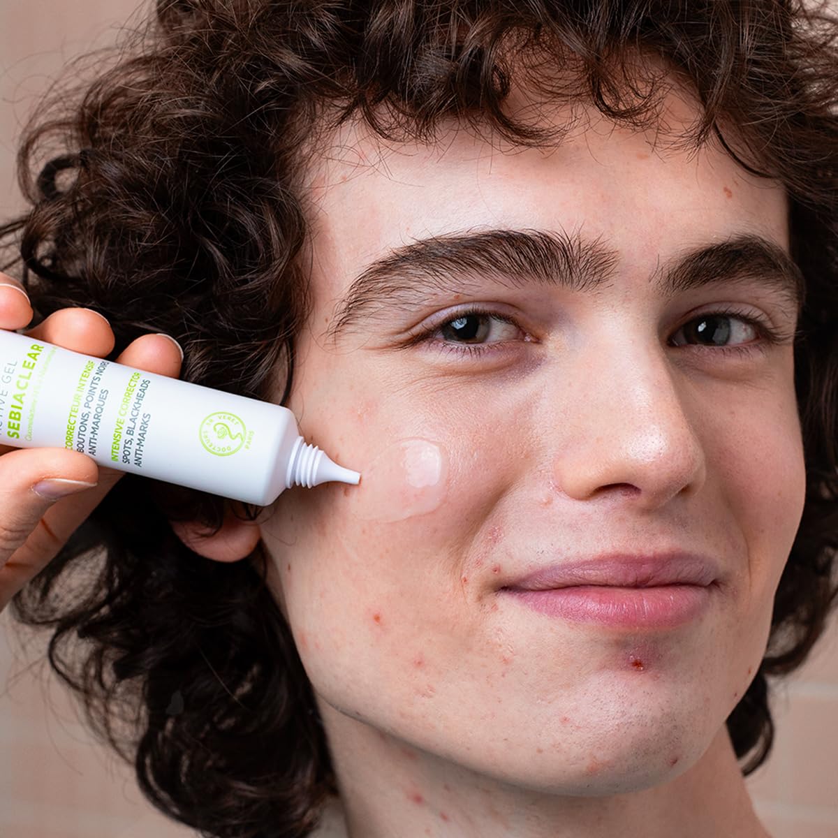 SVR - Sebiaclear Active Gel - Soin intensif anti-imperfections 7 jours - Pour peaux sensibles à tendance acnéique - Gluconolactone 14%, Niacinamide 4%, Acide salicylique - 40 ml