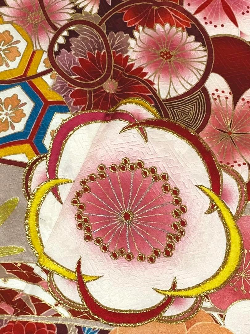振袖 豪華 刺繍 金彩 紋意匠 牡丹 身丈168cm 撥水加工済 振袖 豪華 刺繍