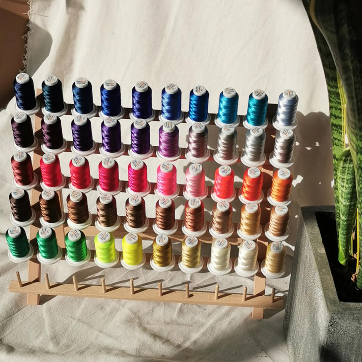 Hilo de Bordar de Poliéster para 120d/2, 500m, 4 Colores