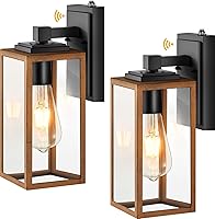 Vista 1 de VIANIS Paquete de 2 luces de garaje para exteriores, iluminación de pared exterior de anochecer a amanecer, farol de madera con textura de grano