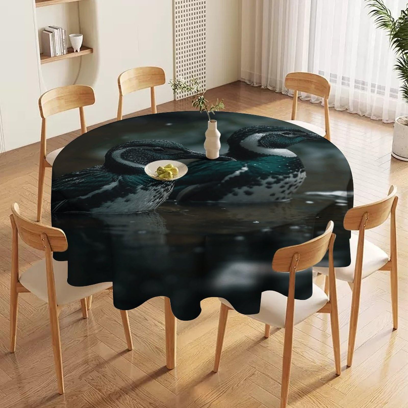Nappe ronde pingouin dans l'eau pour décoration de mariage et repas de fête en famille
