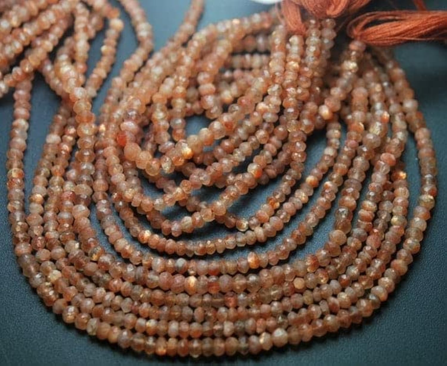 Pierre de soleil africaine perles facettées 3mm sunstone pour création collier et bracelet
