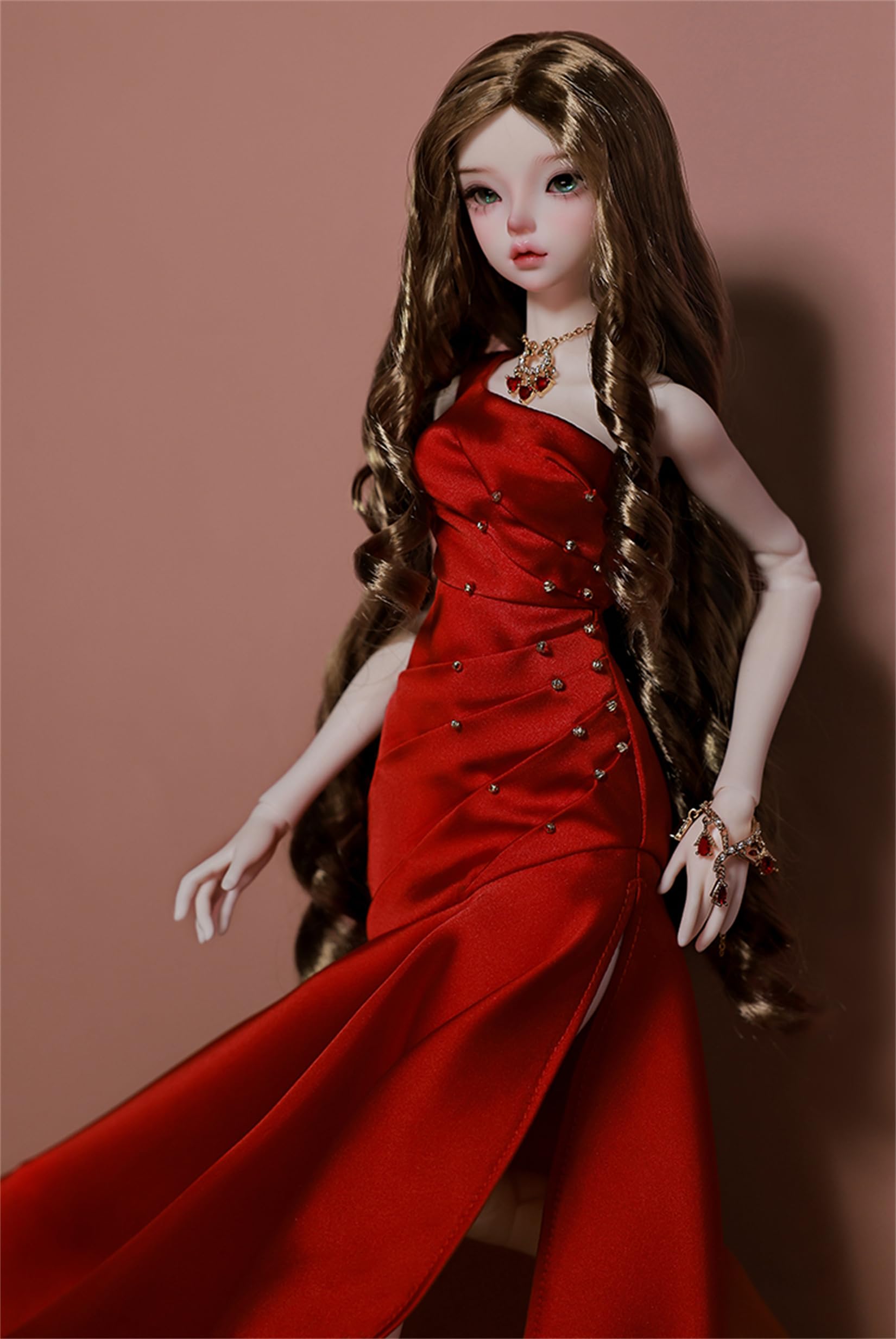 ✴︎ちょっと休憩中✴︎ビスクドール用♡ドレス(深紅)セット DAZZY（デイジー） ドレス 「プチプラなのに高見え」細部まで