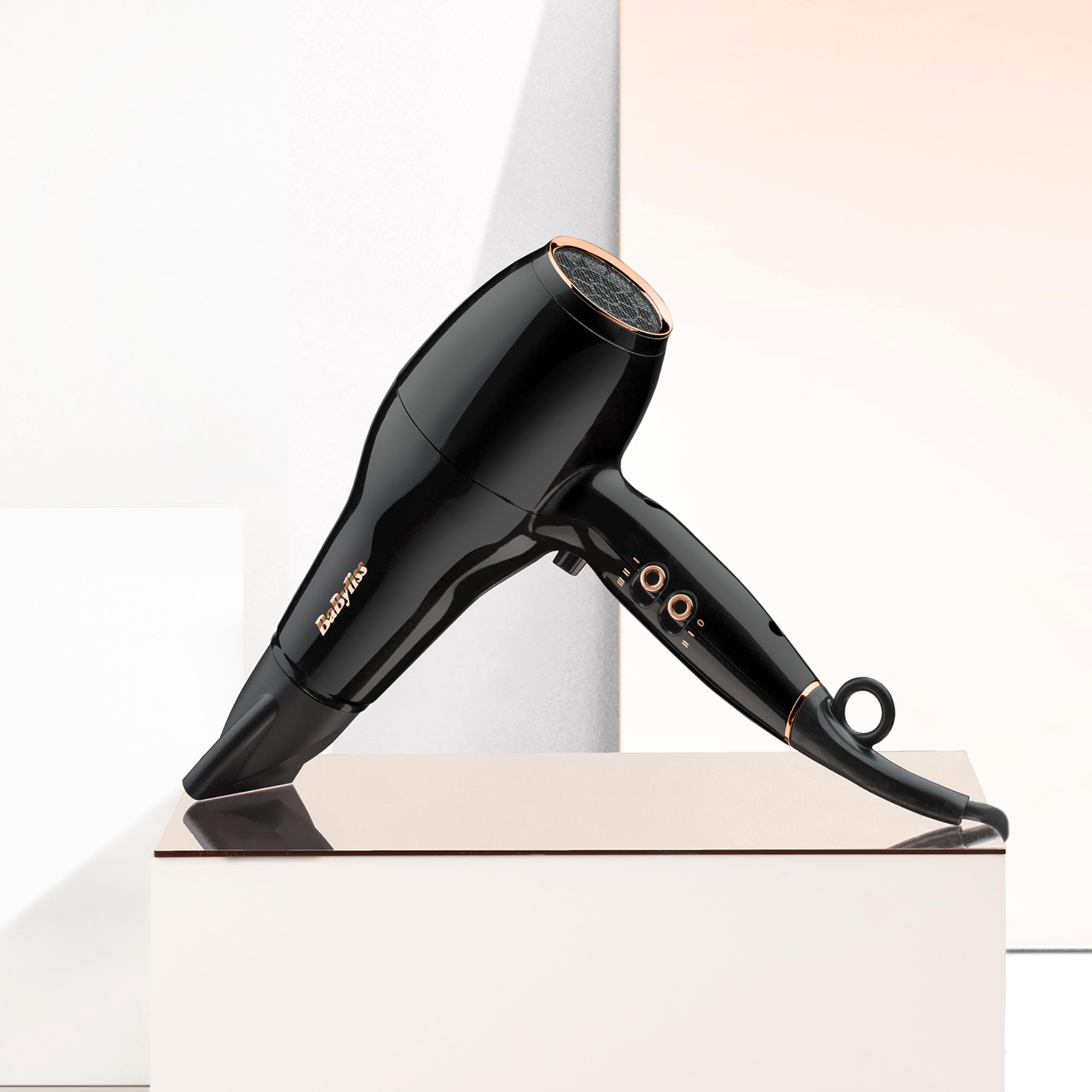 BaByliss Secador de Pelo Pro Power – Secador profesional de 2300 W, Motor AC de salón, Tecnología iónica antiencrespamiento, 3 ajustes de temperatura y 2 velocidades, Negro, D5245E