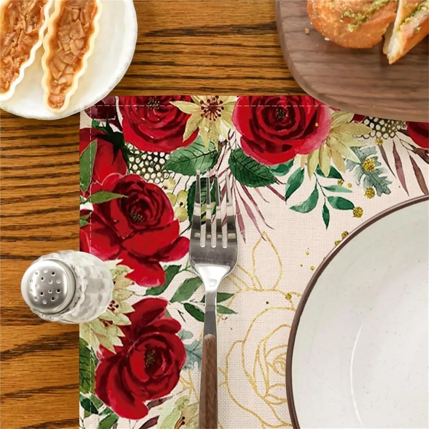 Set of 4 Place Mats for Kentucky Derby Horse Day, Rose-Edge Horses Race Theme(6)