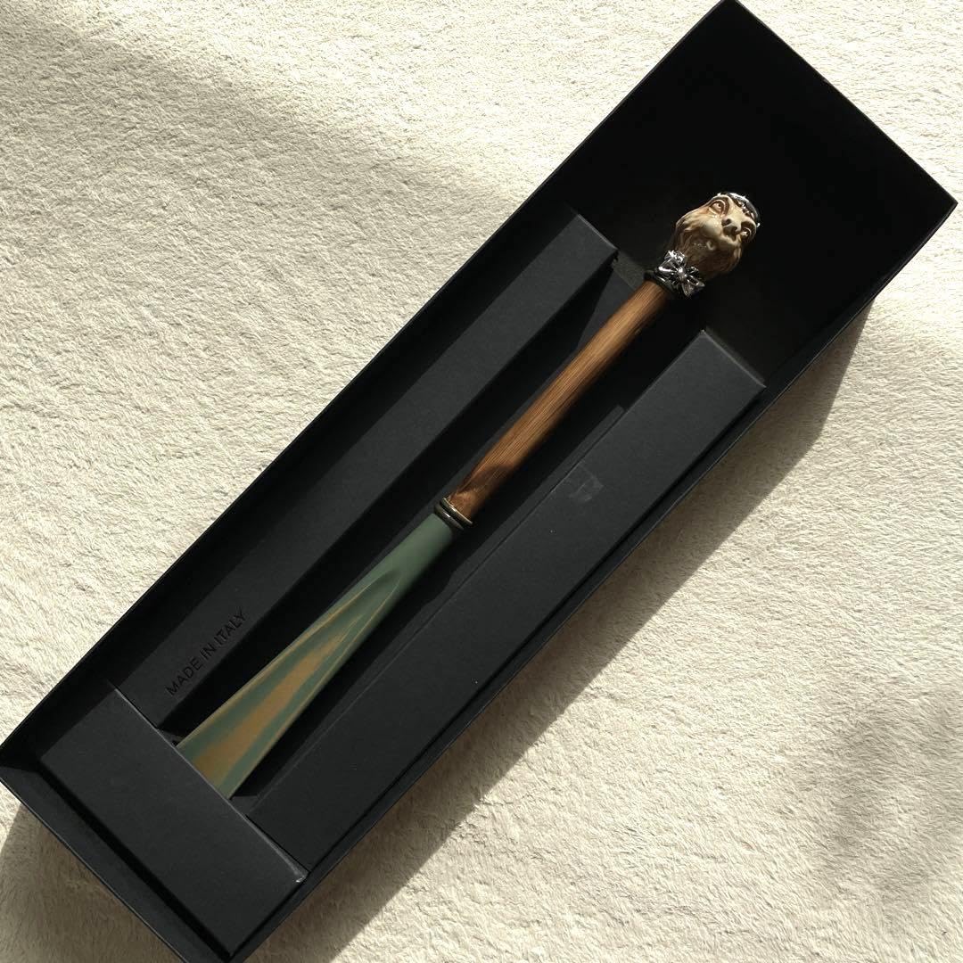 新品未使用 イタリア製 UTILE4 shoehorn 靴べら Amazon.co.jp: イタリア製 UTILE4 shoehorn 靴べら : ファッション