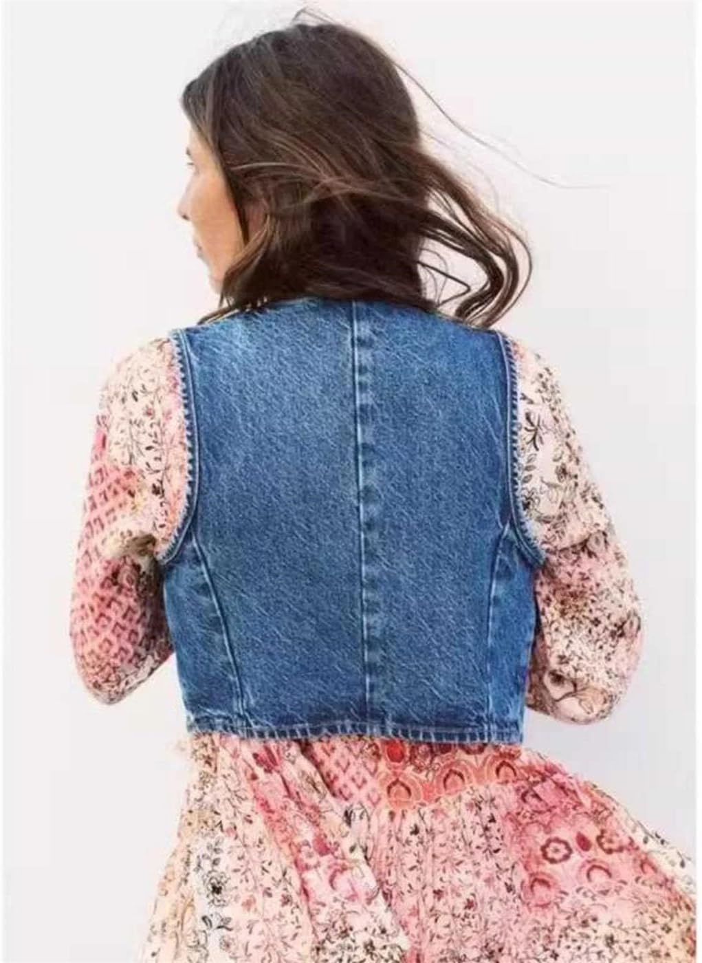 Women's Vintage Denim Vest Single Breasted V-Neck Sleeveless Jacket Washed Distressed Waistcoat Summer Short Coat