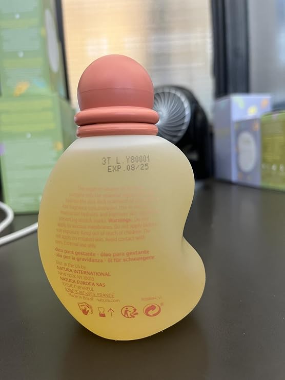 natura - Mamae e Bebe Mom Stretch Marks Oil - Moisturizing Shower Oil - Skin Elasticity - 100% Vegan - Almond Oil - 97.3% Natural Origin - All Skin - Cruelty Free - Baby Essentials - 6.7 fl oz (200ml)