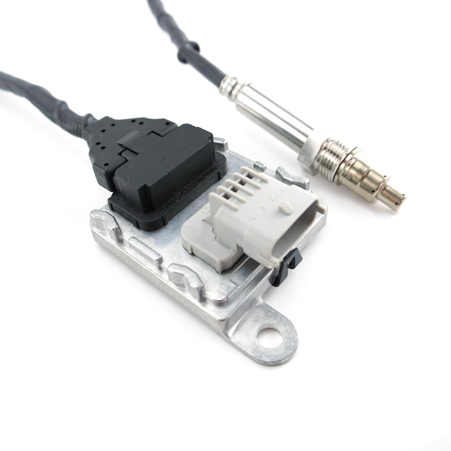 22303390 5WK97367 Inlet Nox Sensor for Mack MP8 Volvo Truck D11 D13 D16 Nitrogen Oxide Sensor Replaces 21479638 21567764