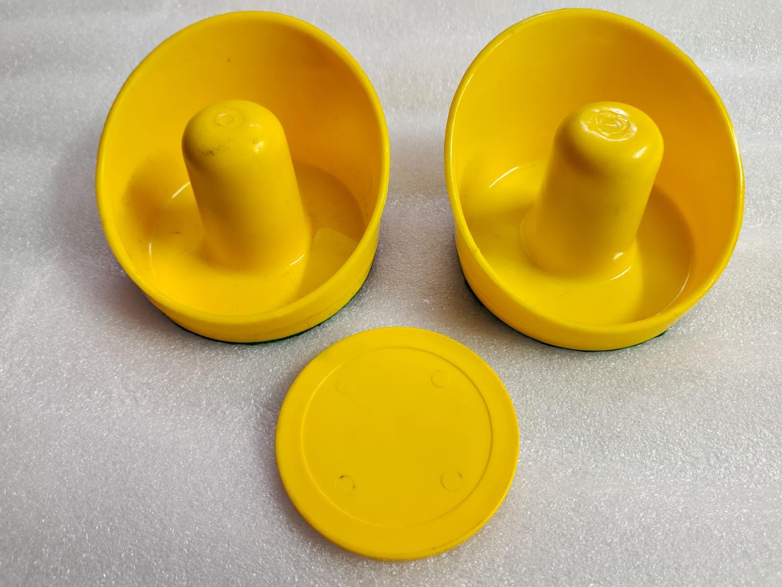 LGB Set of Two Yellow Air Hockey Pushers or Pucks (B07VNZ1ZVY) Amazon Price History, Amazon Price Tracker