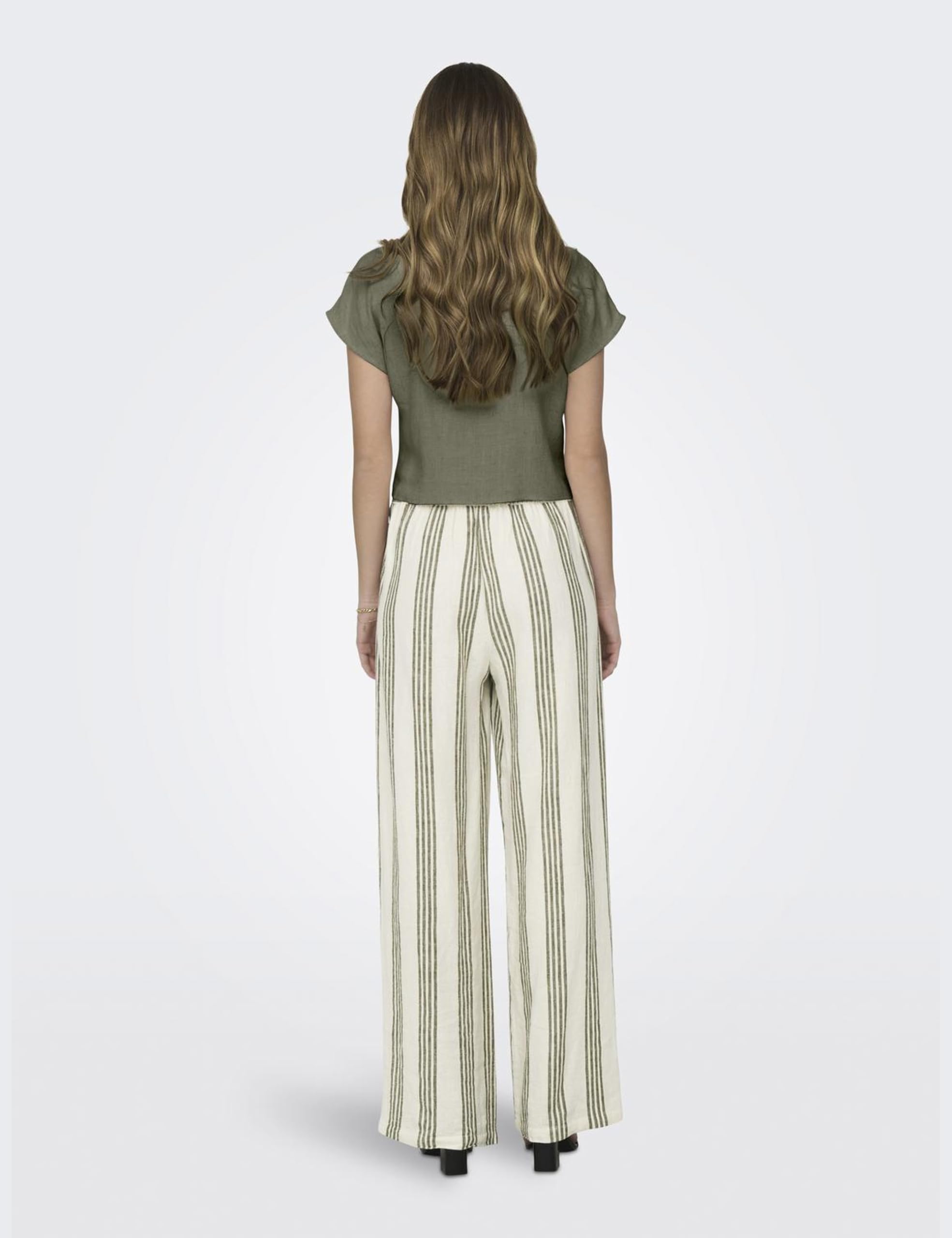 ONLY Damen Kurzarm Bluse mit Knopfleiste und Bindeschleife Cropped Shirt