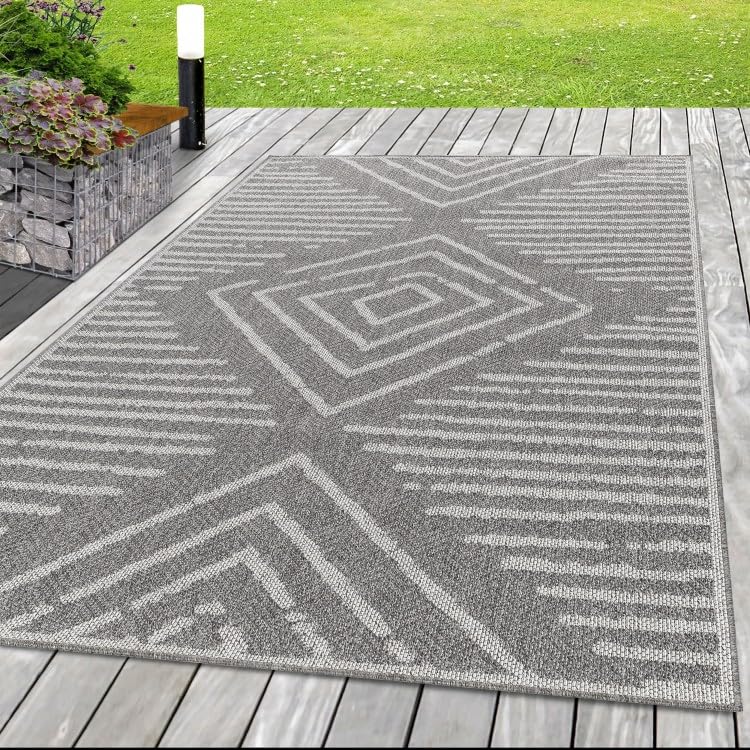 Tapis d'extérieur imitation sisal pour aménager un salon de jardin