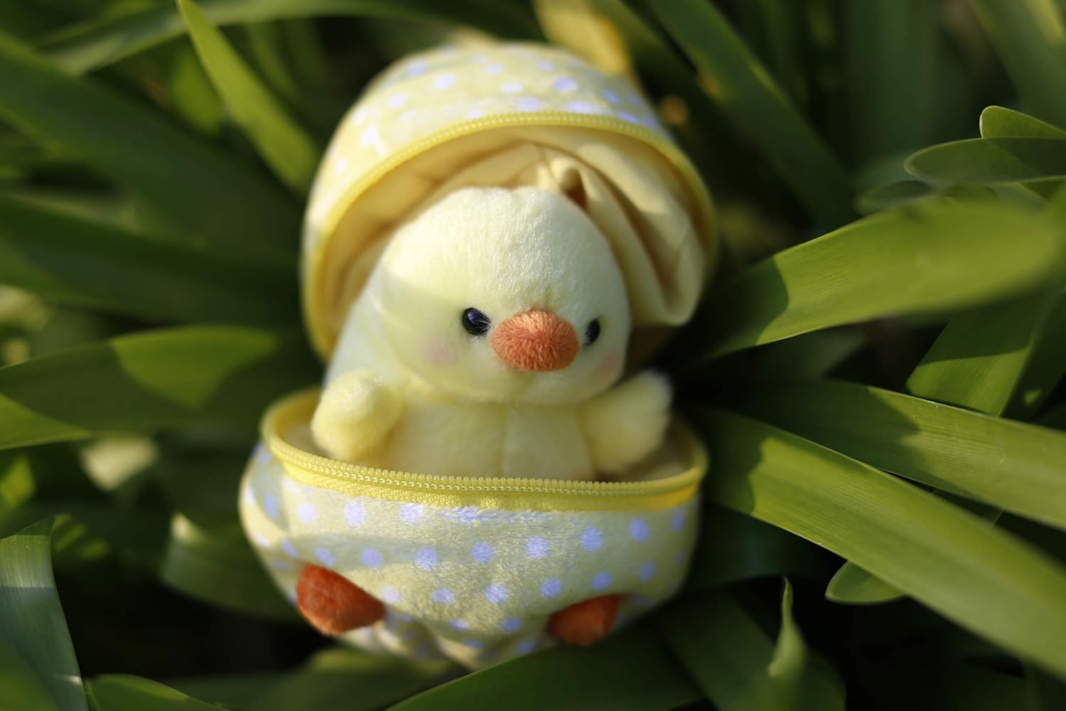 Plushland Plush Stuffed Animal 6 Inches Surprise Zip Up Egg Hideaway Spring Inspired Gift for Girls and Boys Birthday Mother's Day (New Chick)