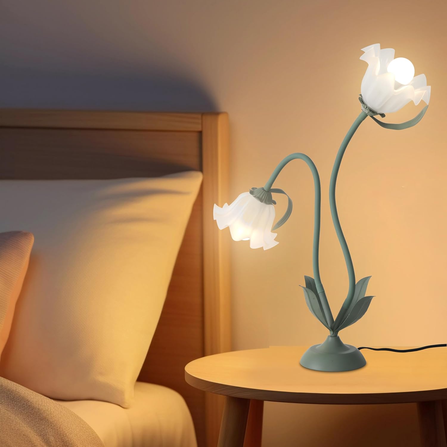 Vintage Flower Table Lamp Cute Lily Bedside Table Lamps, 3 Colors Modes Flower Desk Lamp Bedroom Green Floral LED Reading Light, E26 Bulbs Adjustable Flexible DIY Floral Nightstand Light Decor