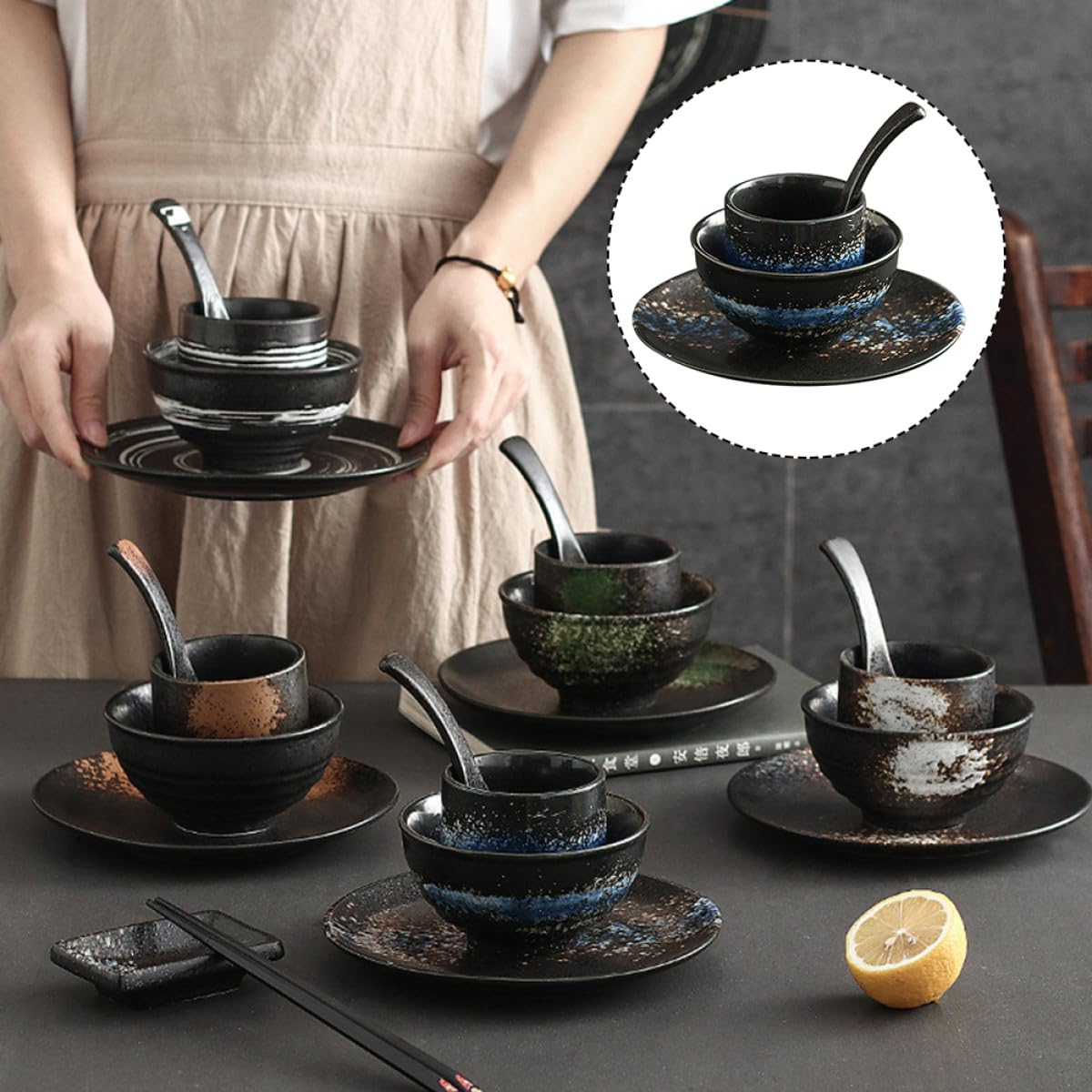 NUOBESTY Ensemble Vaisselle Céramique 4 Pièces pour Restaurant de Sushis – Bols, Cuillère et Plat – Service Table Japonerie, Lavable Lave-vaisselle, Usage Hôtel et Fondue