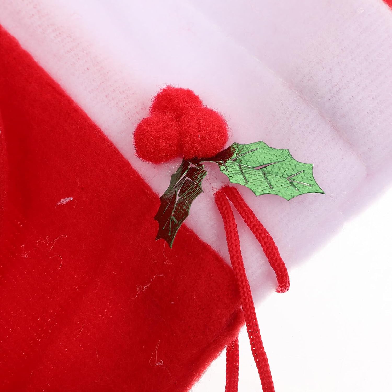 Hemoton 2pcs Reusable Christmas Treat Bags Xmas Candy Storage Pouches Drawstring Bags for Holiday Party and ’ Snack Packaging