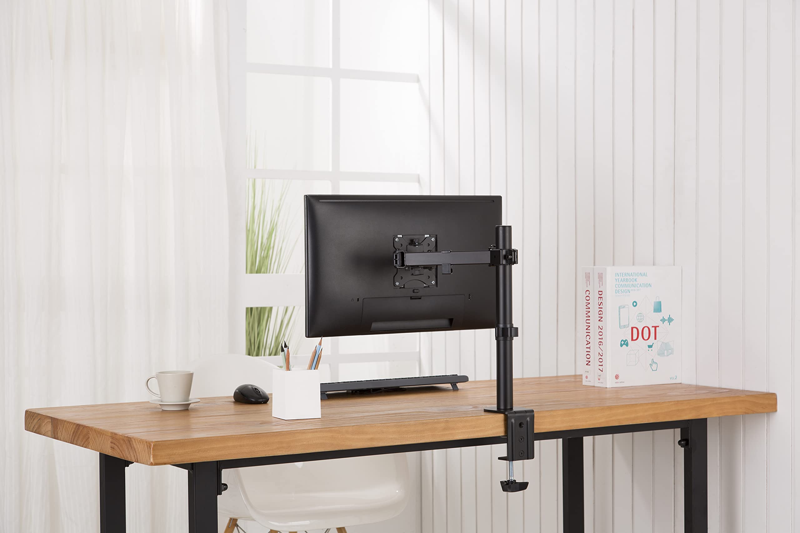 VonHaus Single Monitor Arm Desk Mount for 1332” Screens Adjustable