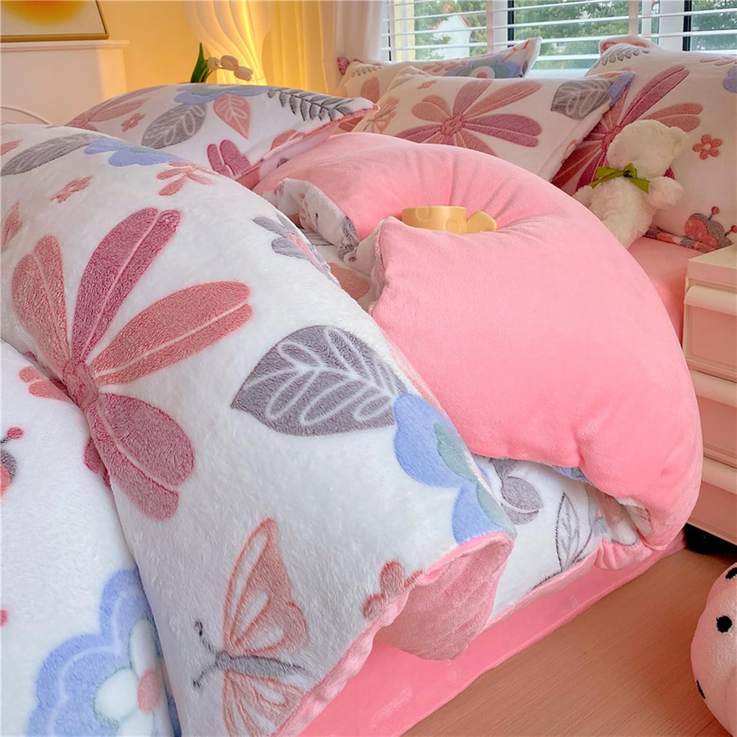 ハローキティ 毛布 カオハナ 楽天市場】ハローキティ カオハナ（毛布