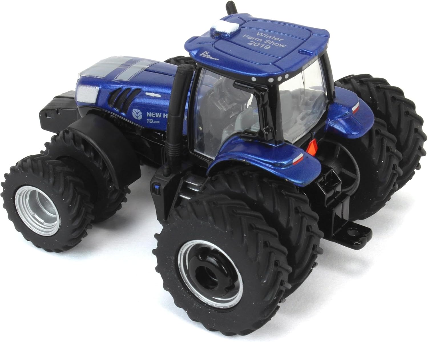 ERTL 1/64 New Holland T8.435 Tractor, Blue Power, 2019 Winter Farm Show Collection, Adult, Male, 3.5 x 3 x 2.25 Inches