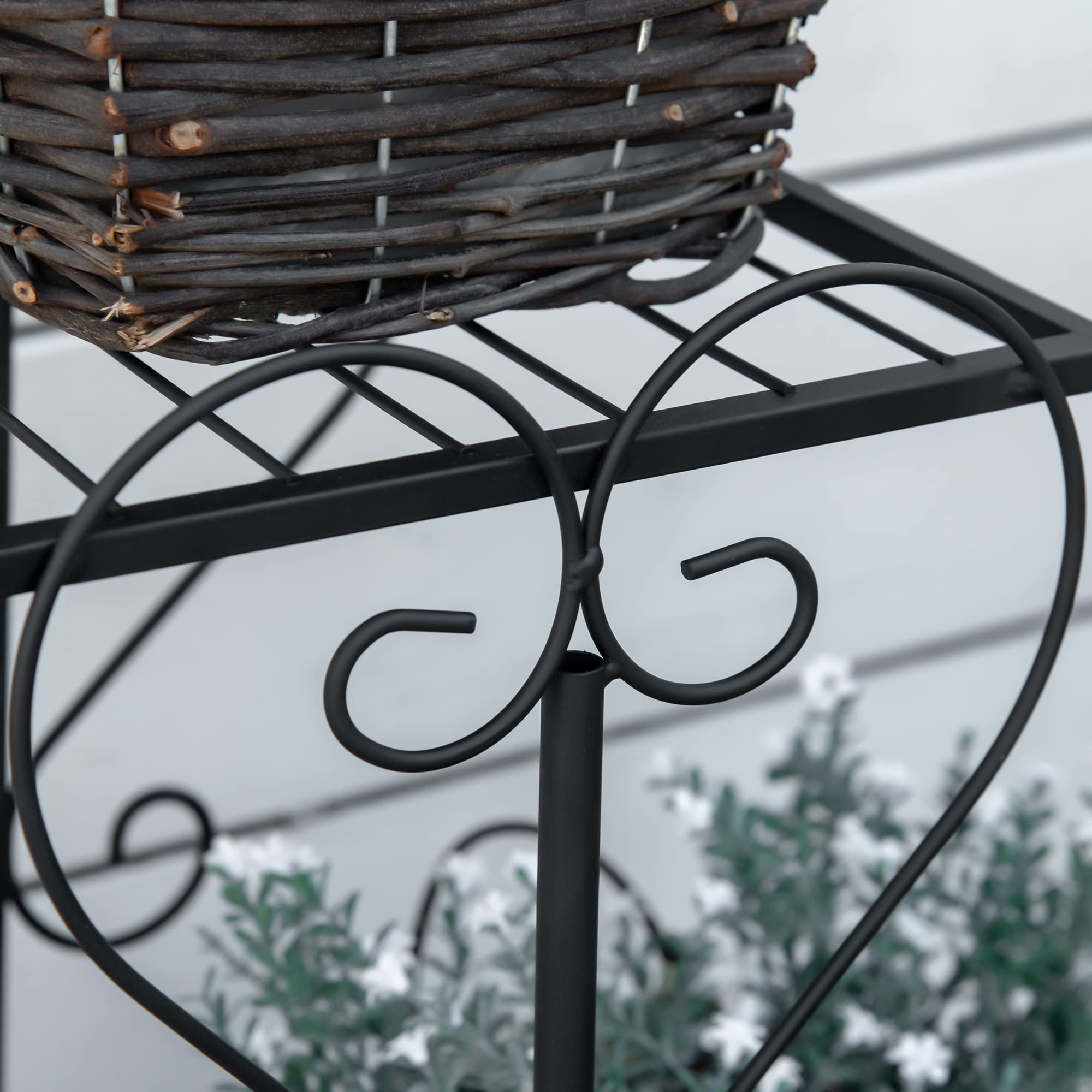 Outsunny Blumenständer 4 Ebenen Pflanzenregal Outdoor 45x24,5x80 cm | Blumenregal aus Metall, Blumentreppe, Innen & Außen, Garten, Balkon, Schwarz