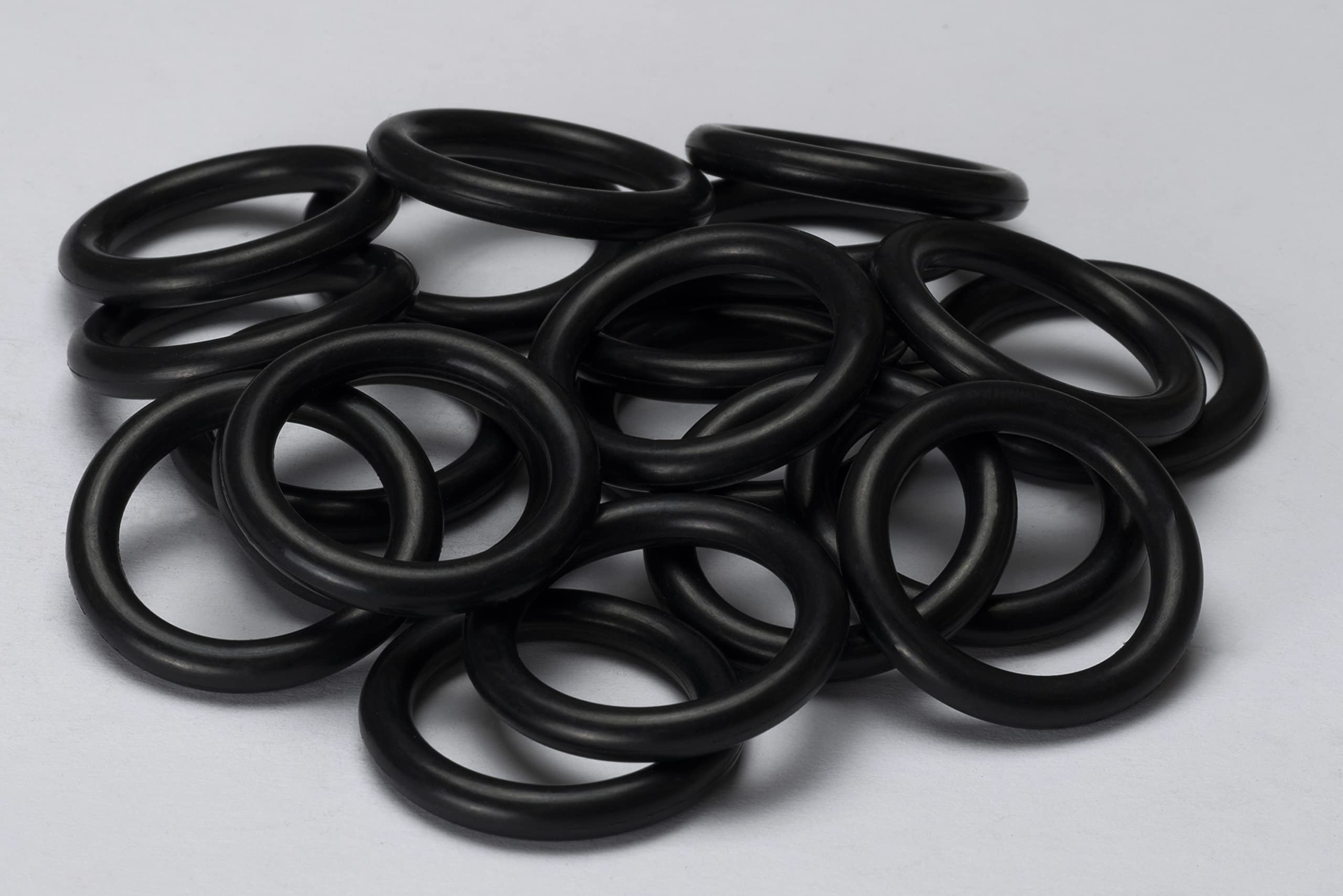 AERZETIX - Juego de 20 Juntas Tóricas de Estanqueidad/O-Ring 18x3.5mm - Caucho NBR - Dureza 70 - Temperatura de Funcionamiento -30...100°C - para Griferías - Color Negro