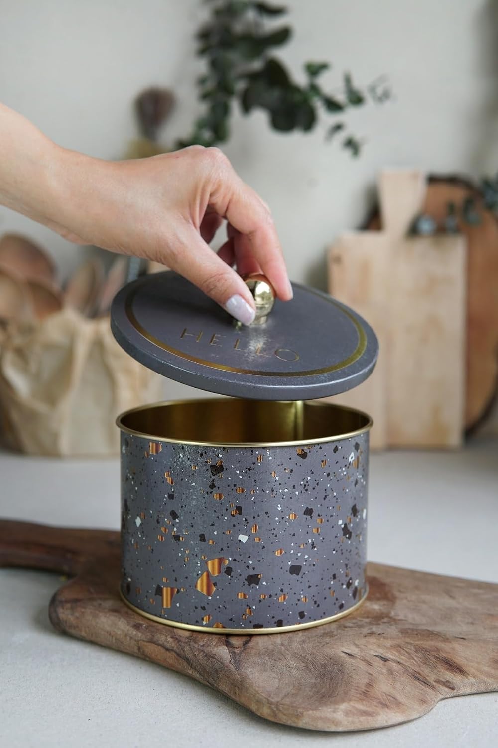 EVLE-Metal Çok Amaçlı Dokulu Saklama Kabı, Dekoratif Saklama Kutusu 14 Cm, Terrazo (Terrazzo Brown)