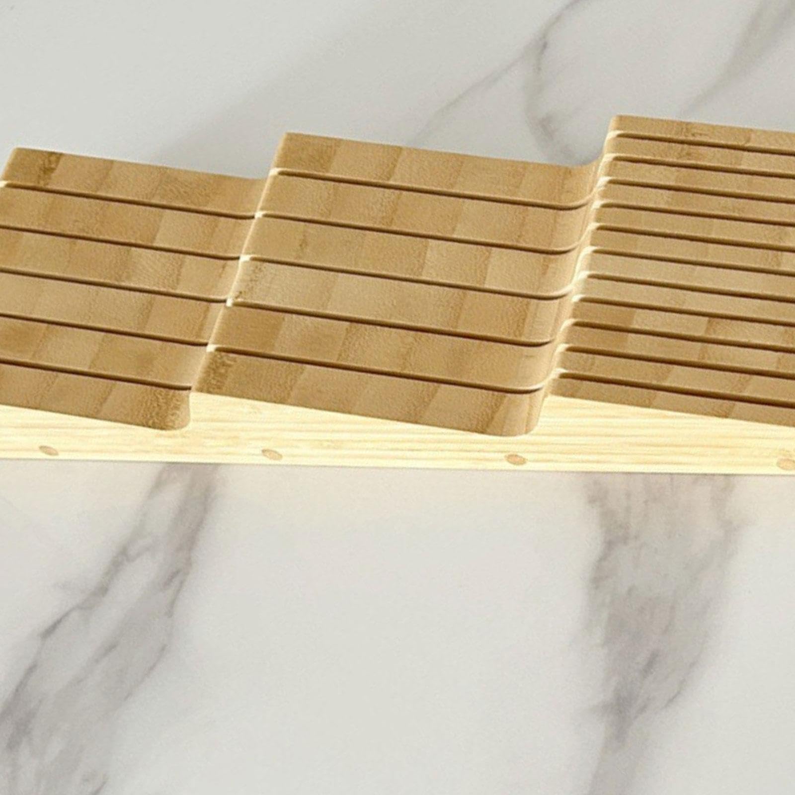 Besteck Schubladen Organizer Einsatz für die Küche zu Hause, Holz Aufbewahrungstablett mit mehreren Schlitzen, 43 x 14 x 5 cm, Aufräumen der Theke und ordentlichen Platzieren von Werkzeugen,