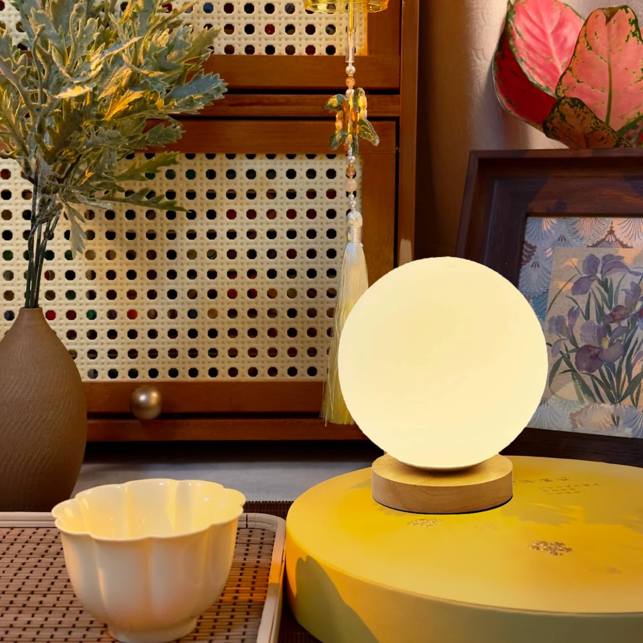 Lampada da Tavolo con Paralume A Sfera in Vetro Bianco, Dimmerabile, con Ricarica USB, Moderna Luce Notturna con Base in Legno Soggiorno, Arredamento per La Casa E Ufficio.
