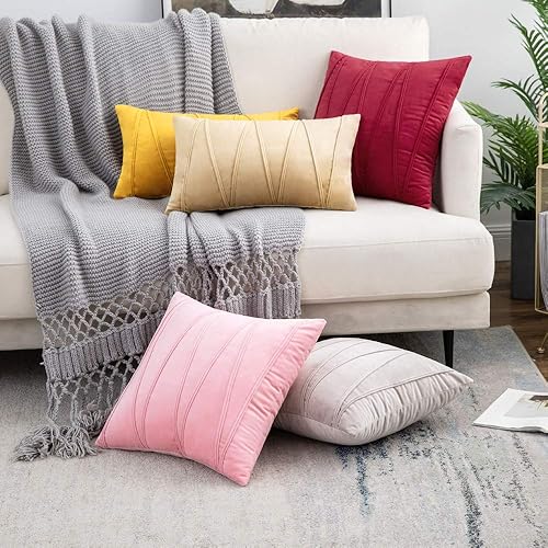 Miniatura 5 de Woaboy Paquete de 2 fundas de almohada decorativas de terciopelo a rayas rojas navideñas, modernas, mantas decorativas para sofá, cuadradas, suaves