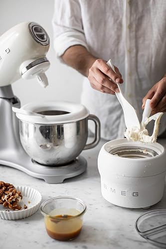 Planetary Mixer with a Power of 800 W from Smeg SMF02CREU - Cream - 5