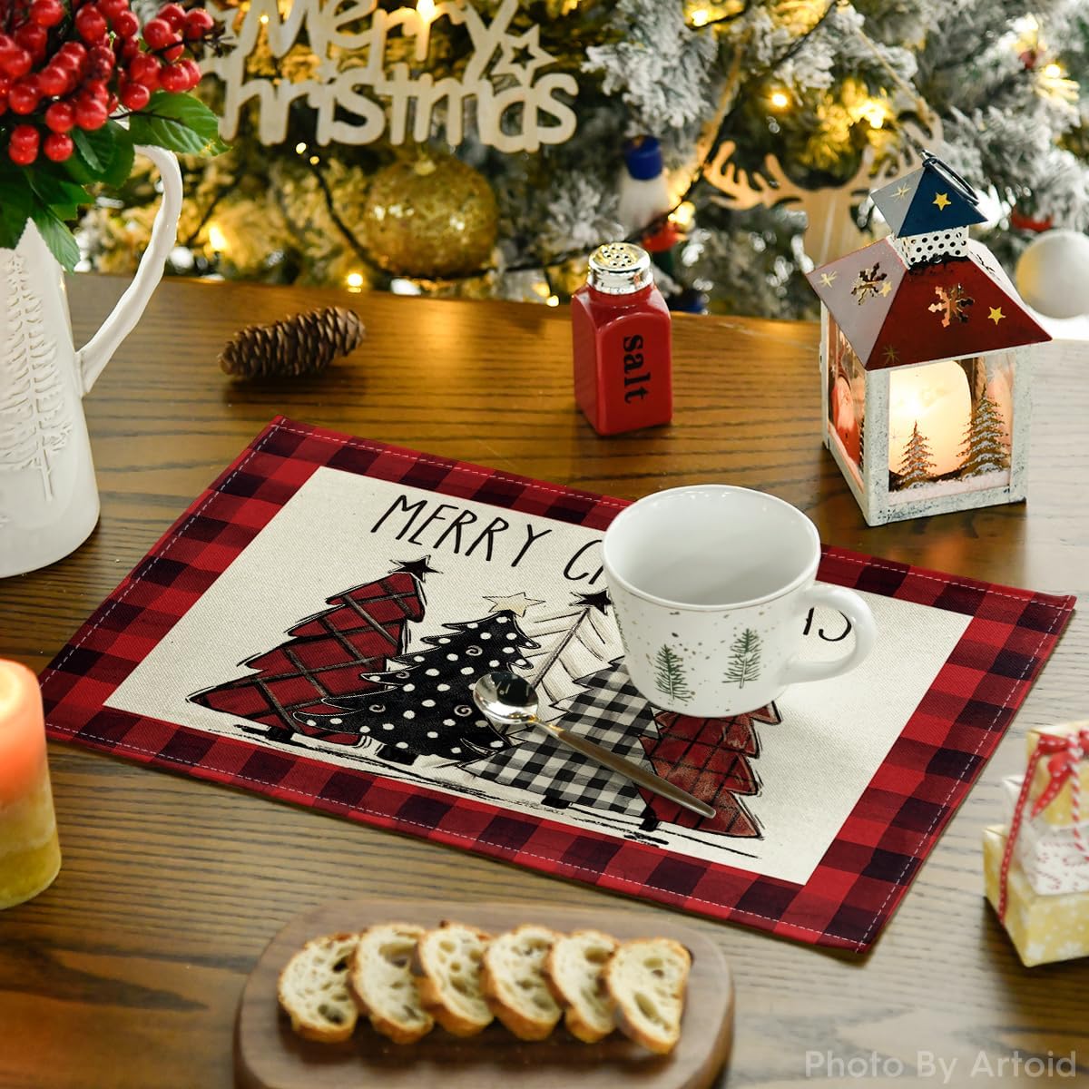 Artoid Mode Red Xmas Tree Kitchen Mats 2 pcs and Placemats Set of 4 for Christmas Winter Decoration