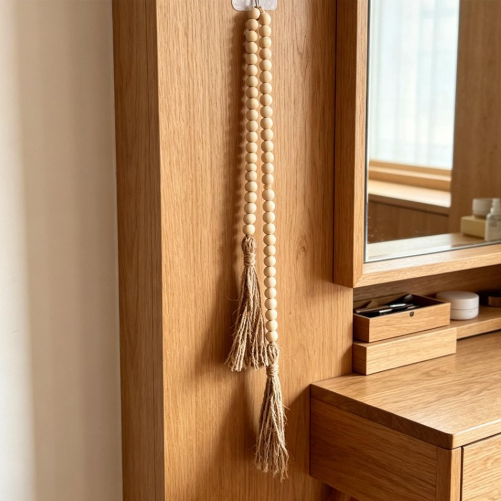 Holzperlen Girlande 148cm 16mm, 84 Holzperlen mit Quasten Deko | Holzperlenkette Naturholz, Perfekt für Wohnzimmer, Schlafzimmer, Weihnachtsbaum, Kamin oder Hochzeitsdeko