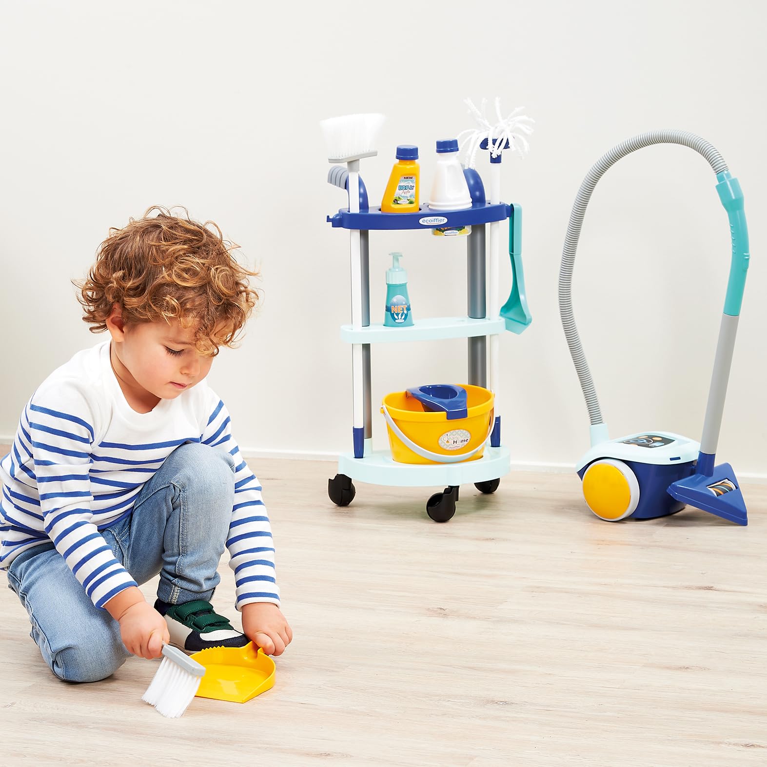 Ecoiffier - Clean Home carrello delle pulizie, 7600002774, +18 mesi, con aspirapolvere e tanti accessori, made in France