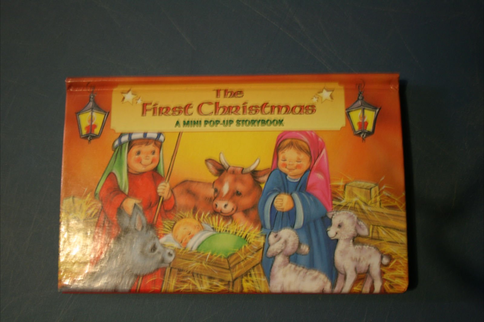 the first christmas: a mini pop-up storybook