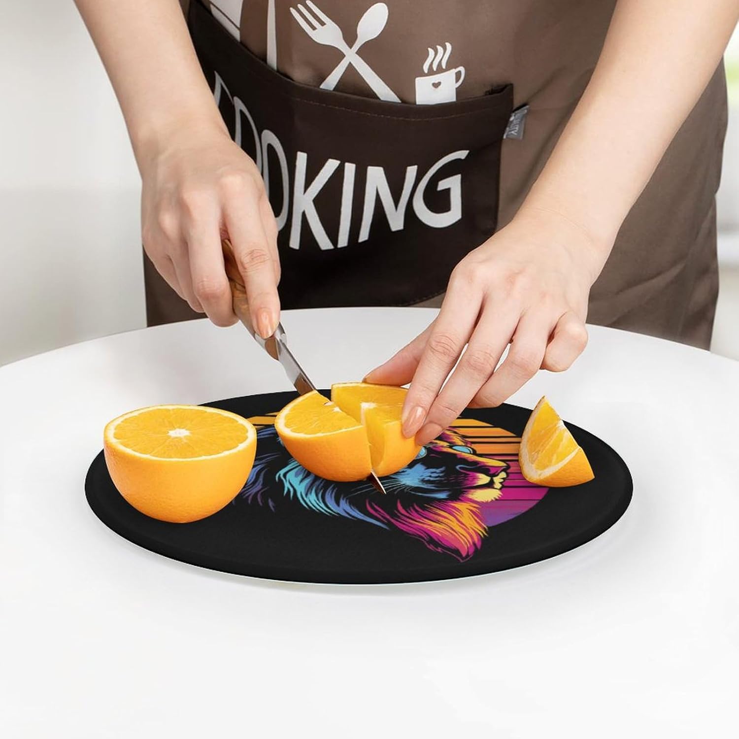 Lion with Glasses Vintage Kitchen Cutting Board Glass Chopping Block for Meat Vegetables and Fruits Ideal Home Gifts