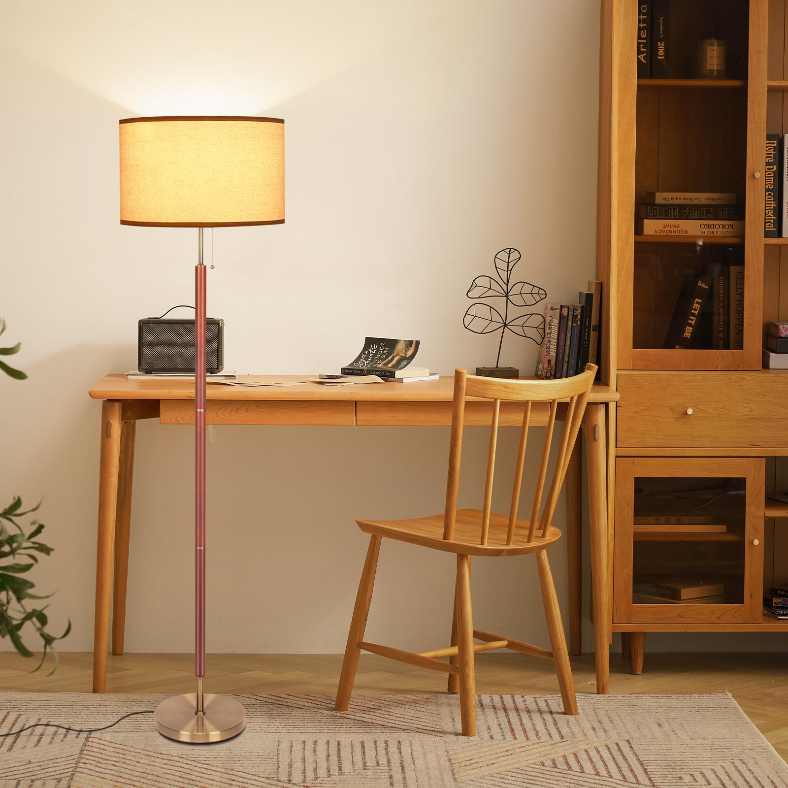 Nowoczesna lampa podłogowa w połowie wieku, beżowa lniana abażur drewniana lampa podłogowa do salonu do biura, sypialni i gabinetu (żarówka nie jest dołączona)