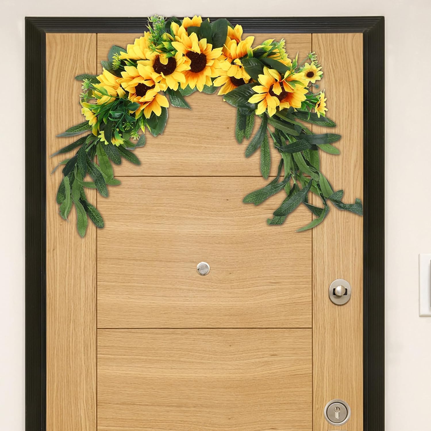 VOSAREA Artificial Sunflower Swag Door Wreath Floral Hanging Decoration for Home Wedding Front Door Wall Garden Beautiful Sunflower Garland
