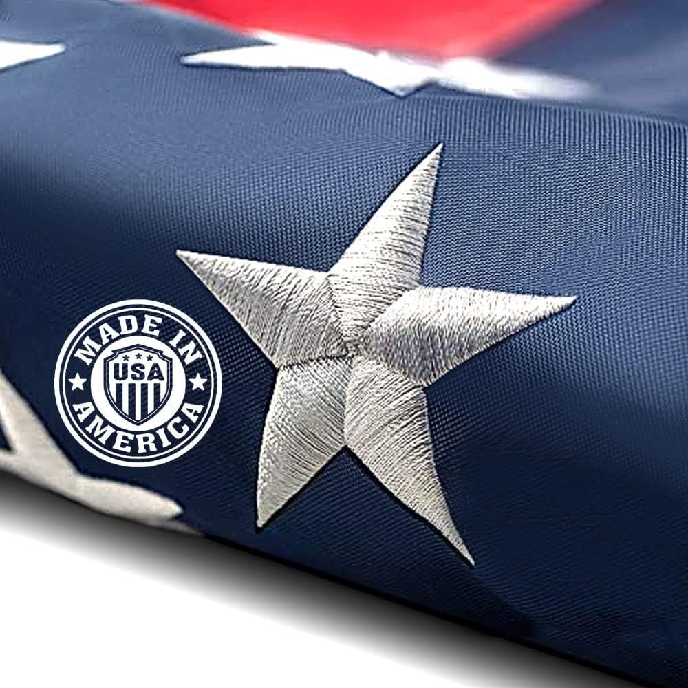 HAOCHUANG American Flag,USA US Flag,American Flags 3X5, Sewn Stripes,Brass Grommets, Heavy Duty Durable Flags for Outdoors,Vivid Color,Outside Hanging Weatherproof Standard American Flag.