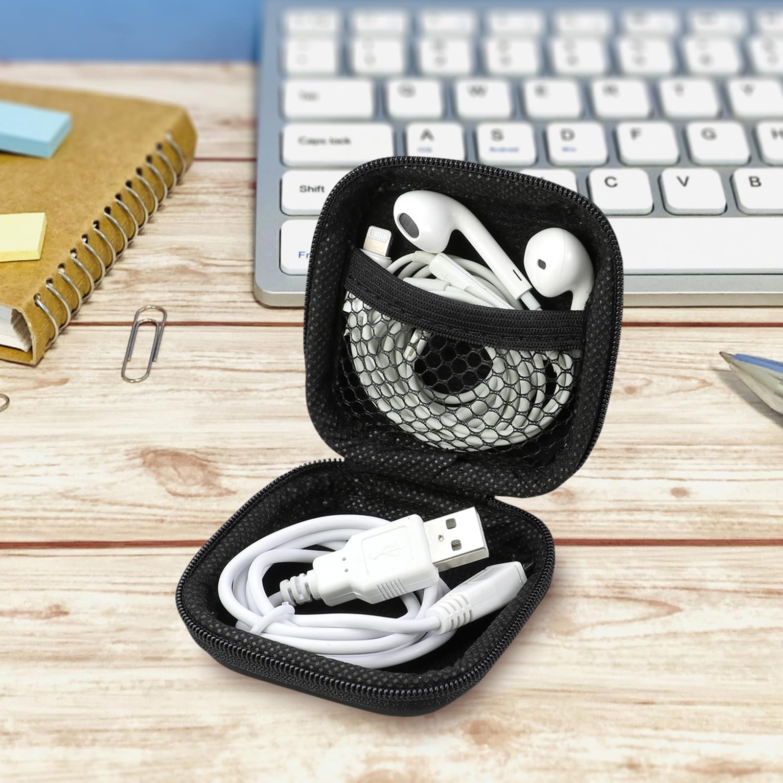 Amazon | アーテック『ｲﾔﾎﾝ・ｹｰﾌﾞﾙｹｰｽ』91771/カラビナ付き/内ポケット