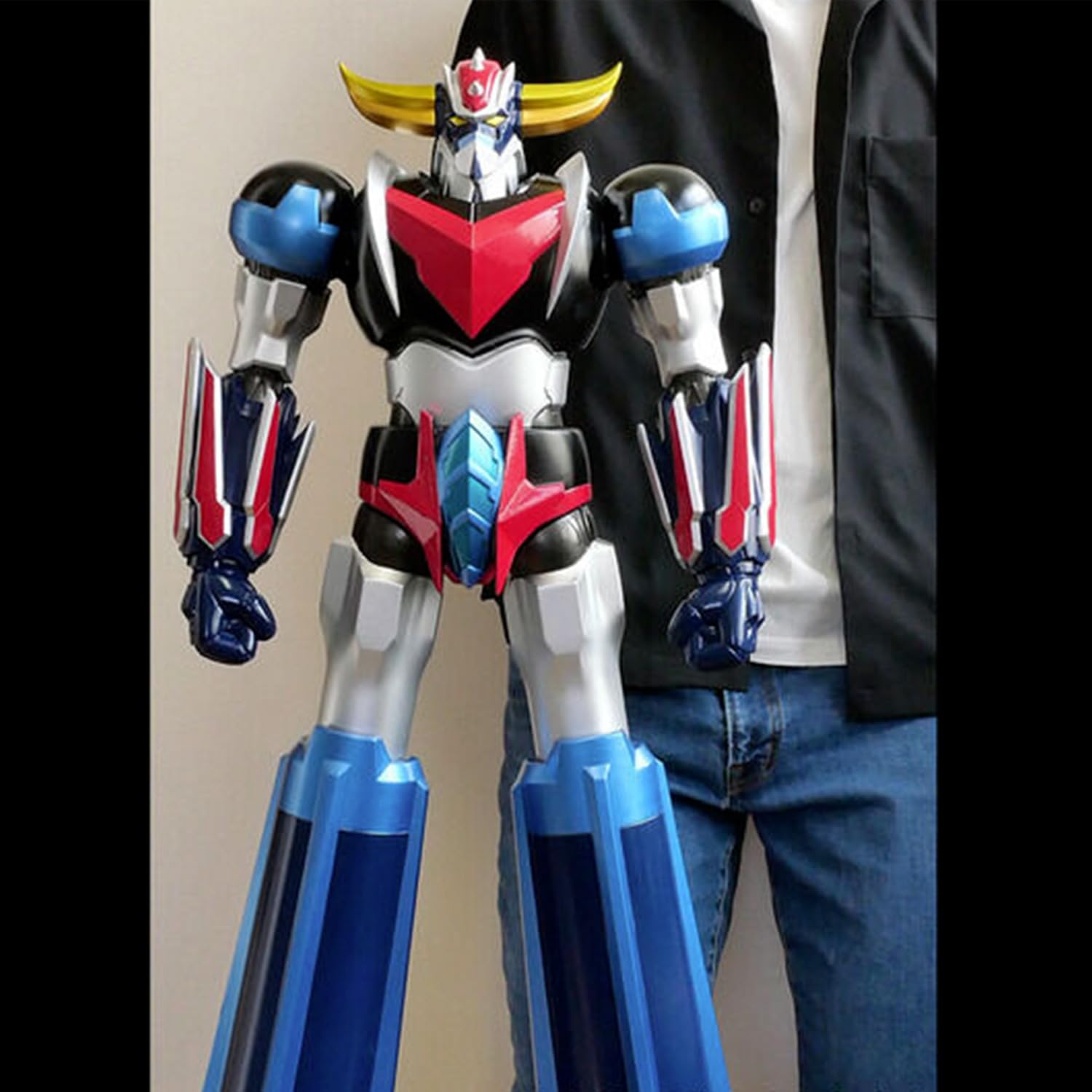 Bandai - Goldorak Grendizer U - Grande statuetta da collezione 64 cm - Vinile morbido - Robot articolato - Collezione per adulti 15+ - TF36233