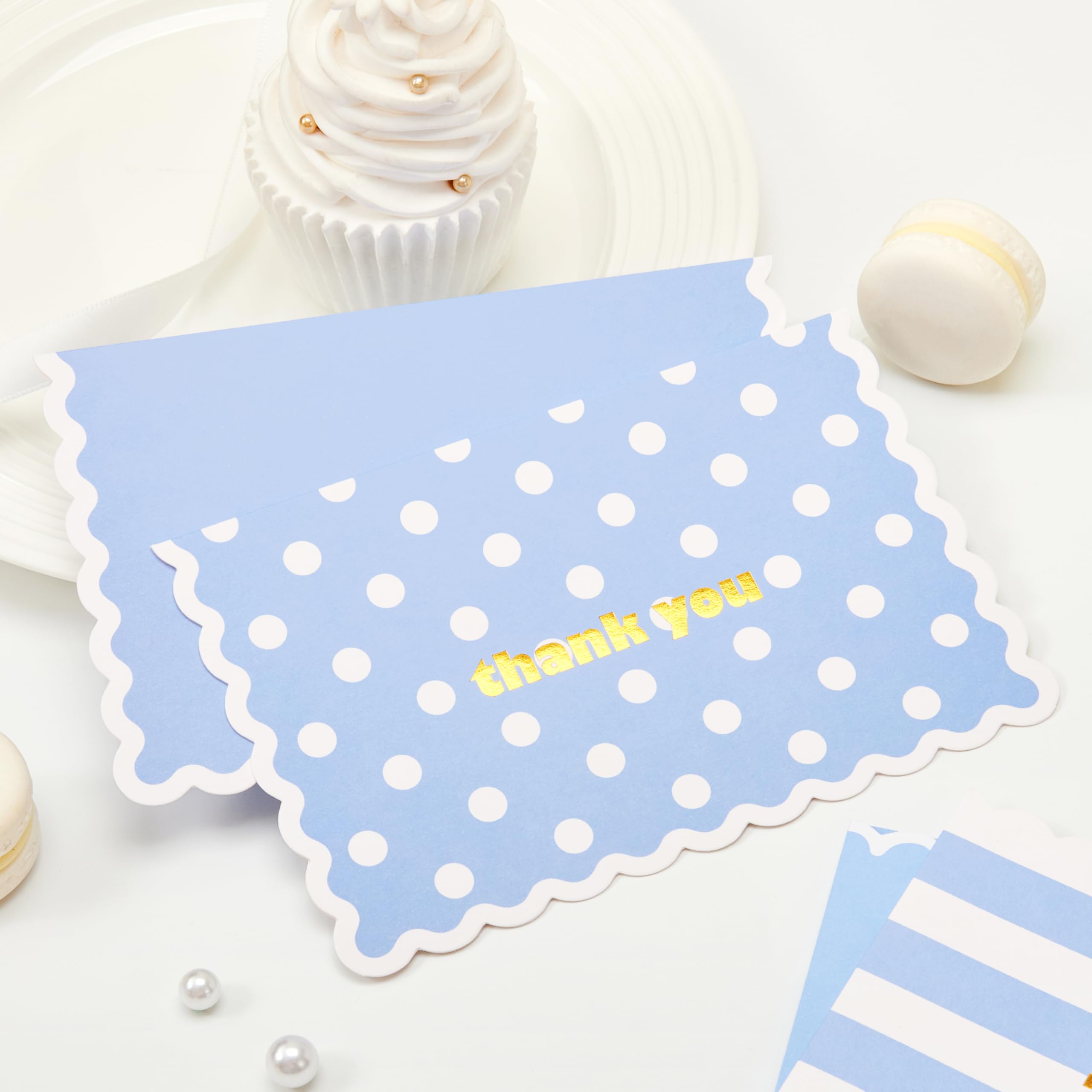 Crisky Assortiment de 3 cartes de remerciement ondulées bleues avec enveloppes (lot de 50) pour anniversaire, fête prénatale, fête prénuptiale, mariage, remise de diplôme