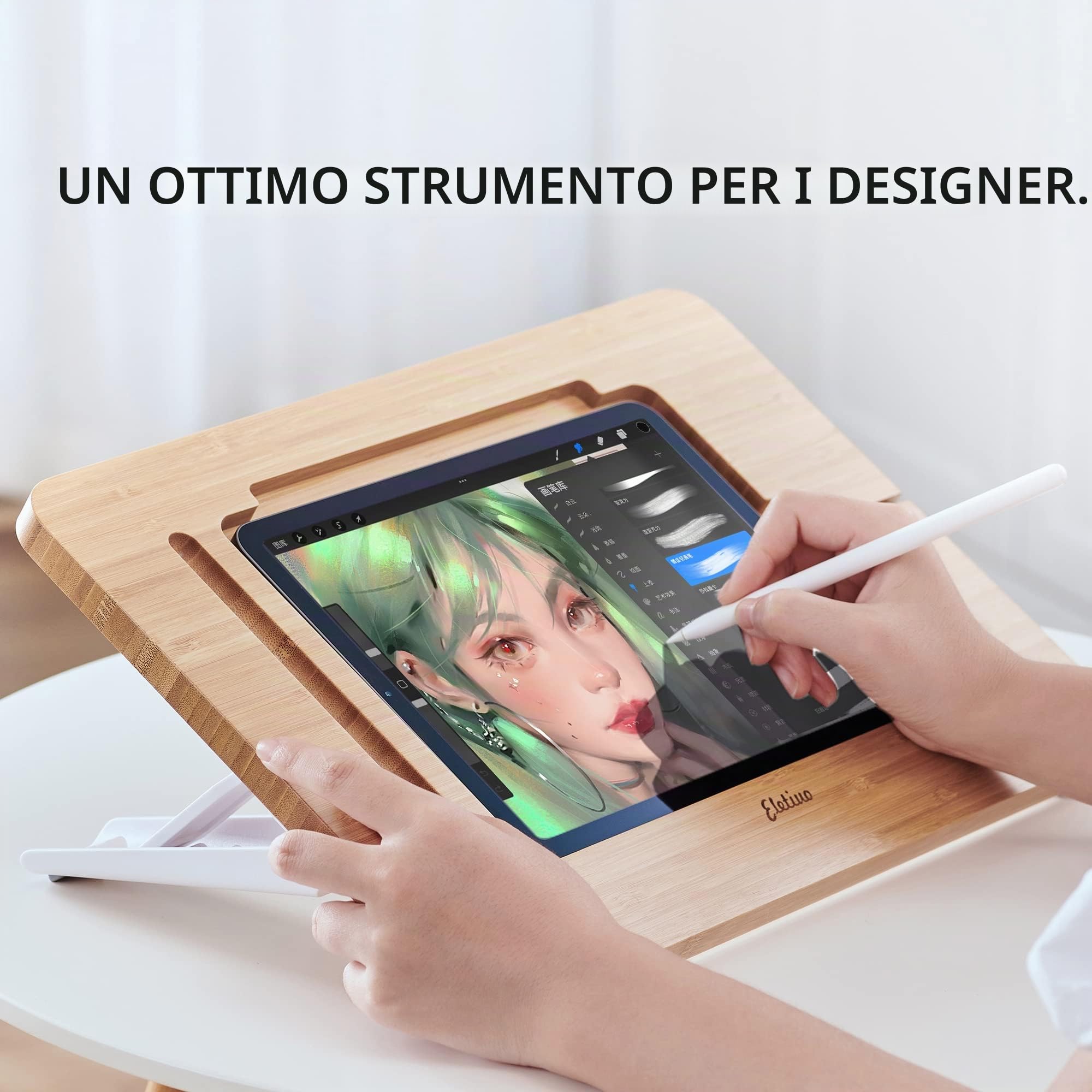 ELETIUO Supporto per iPad da disegno in legno di bambù aggiornato con slot per matita e cavo di ricarica, tablet desktop regolabile multi-angolo, supporto portatile pieghevole, compatibile con iPad